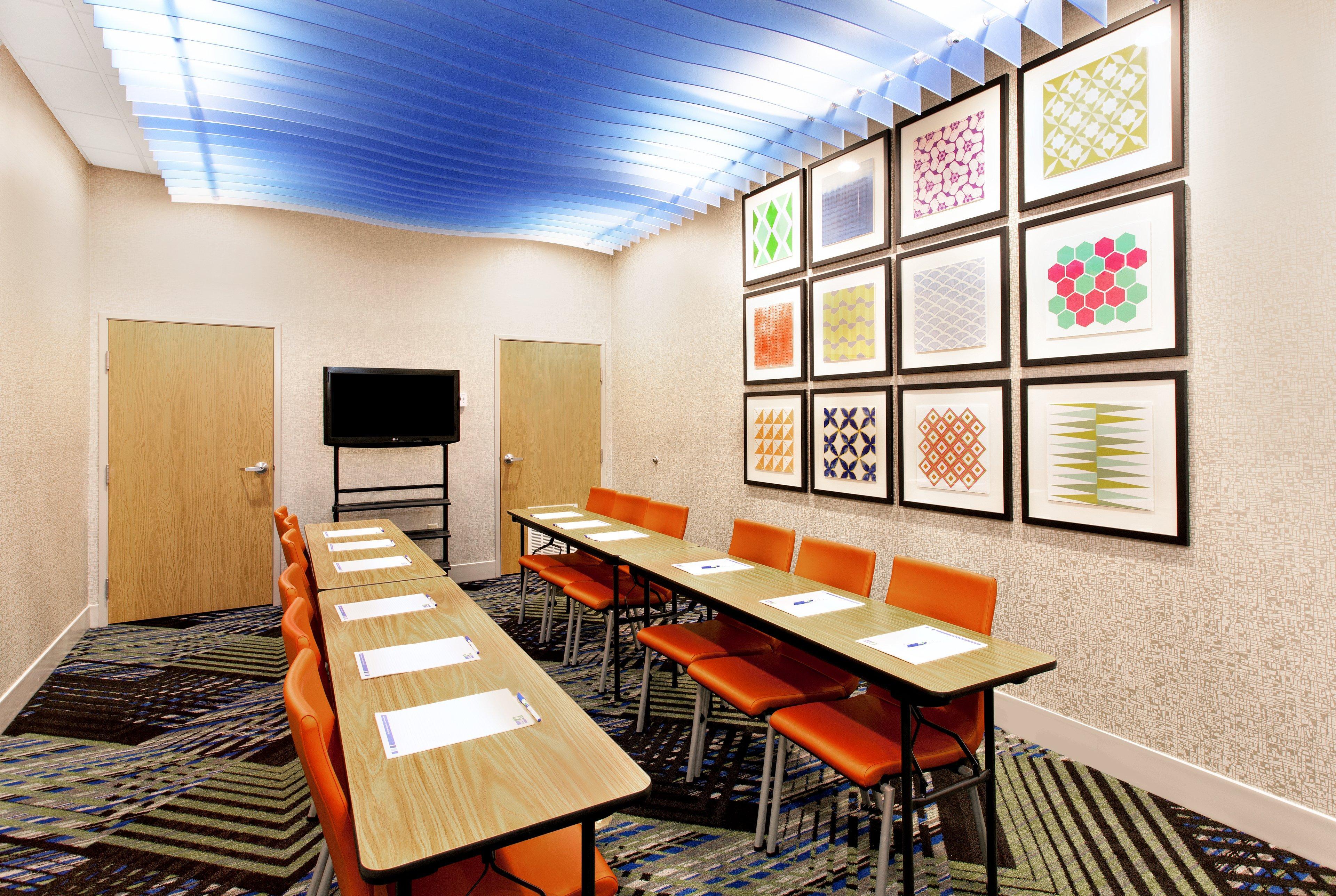 Express Wales North-winter Haven By Ihg Waverly